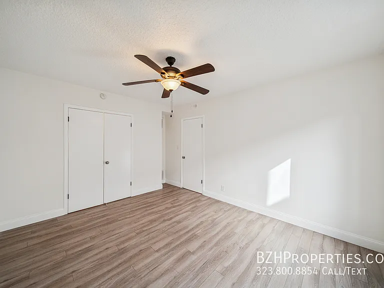 1215 N Hayworth Ave #104B — Photo 10