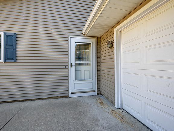 4th image of 117 Knollwood Dr