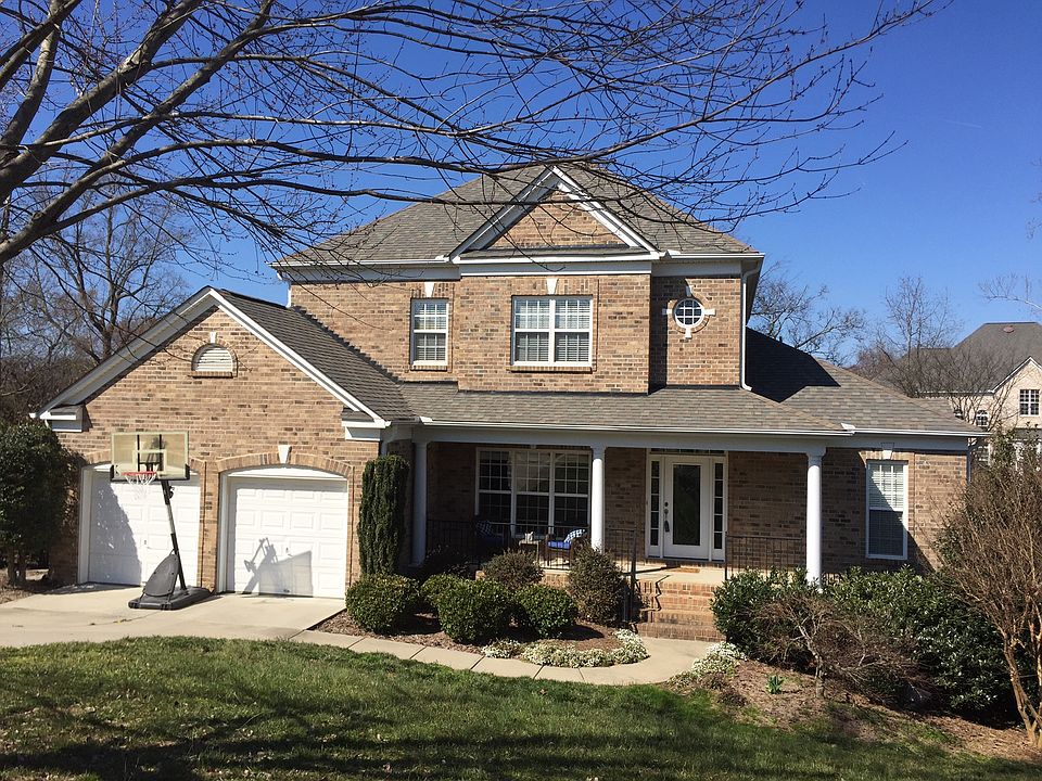 589 Ambergate Place NW