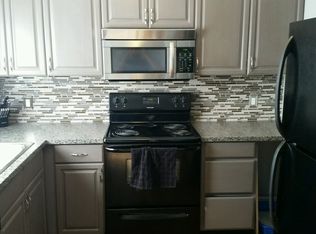 744 Fairway Dr APT 28, Wauseon, OH