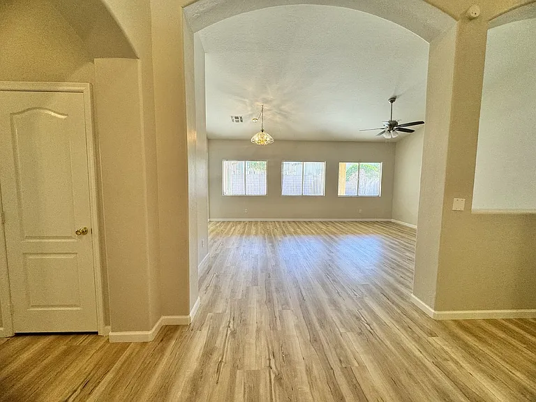 495 N Bluejay Dr — Photo 24