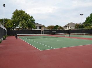 6811 Anglebluff Cir, Dallas, TX 75248