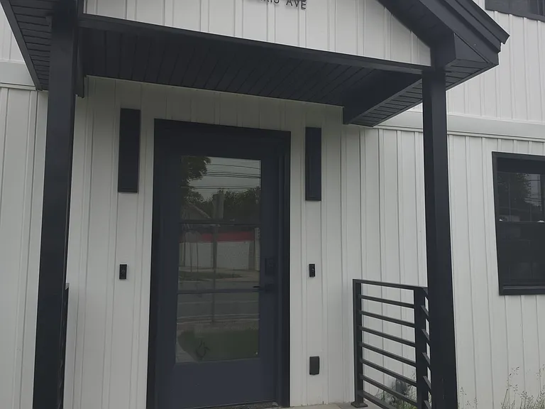 1453 Morris Ave #2 — Photo 25