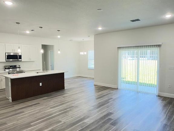 4th image of 4522 SW 170th Street Rd