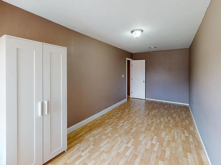 904 Purple Martin Ct — Photo 11