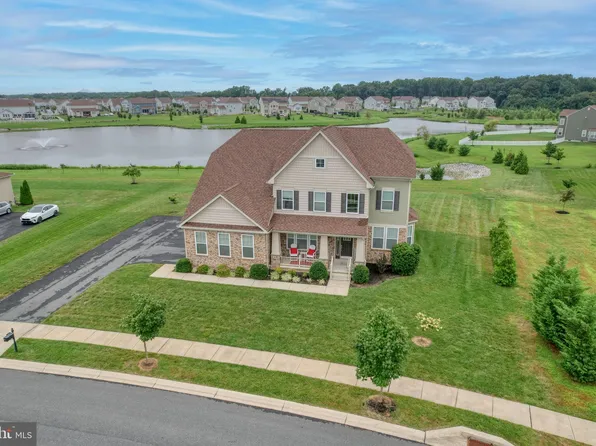 1221 N Olmsted Pkwy, Middletown, DE 19709