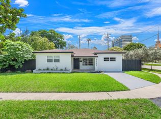 3262 Pierce St, Hollywood, FL 33021