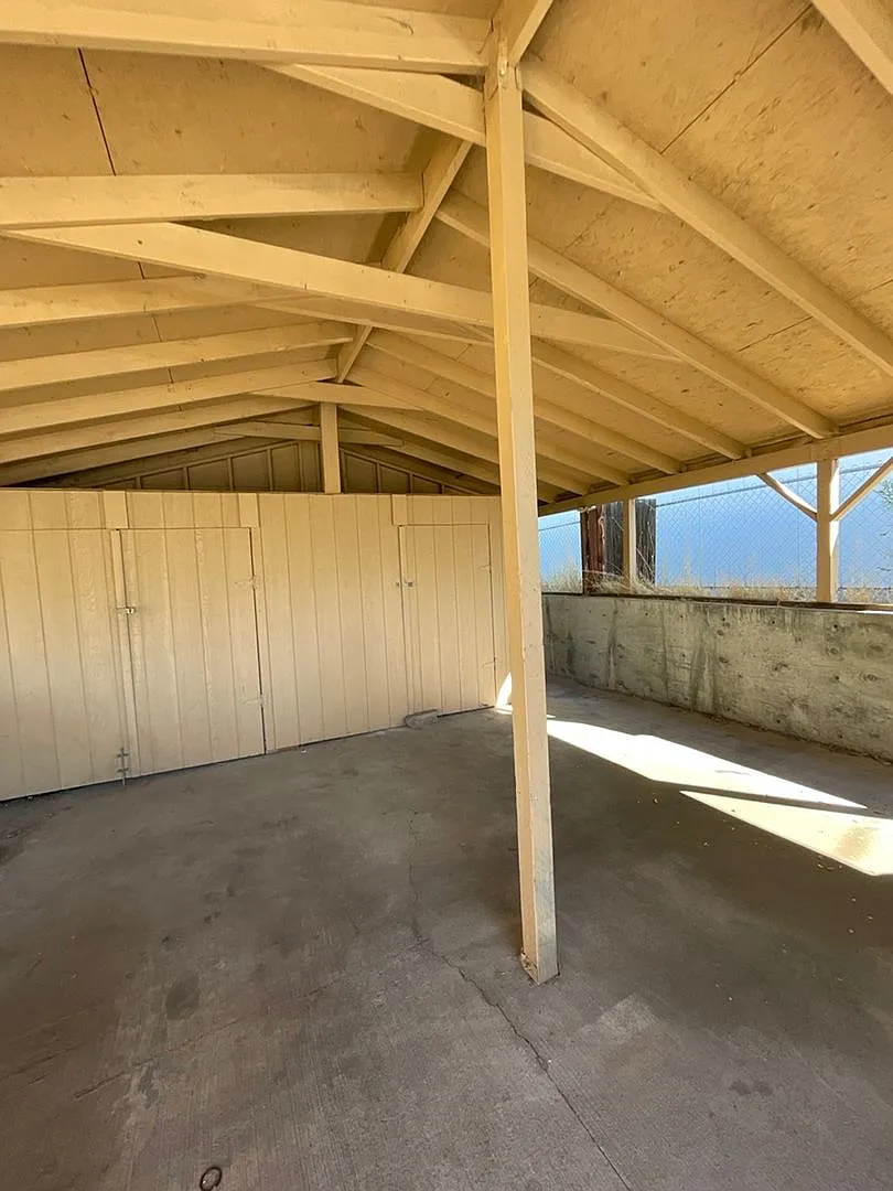 Building Photo - 365 NE Loper Ave #1-3