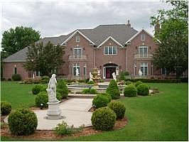 1st image of Laquinta Dr