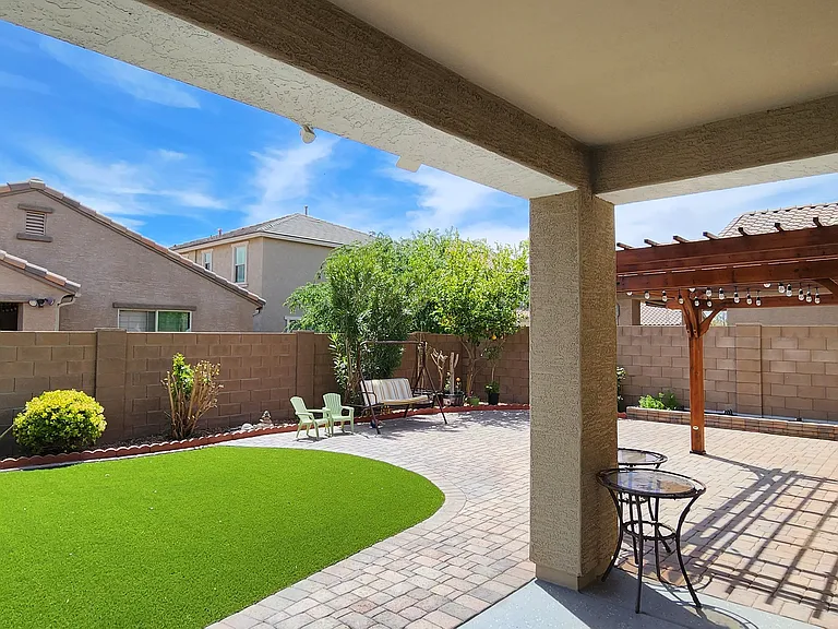 12043 W Briles Rd — Photo 2