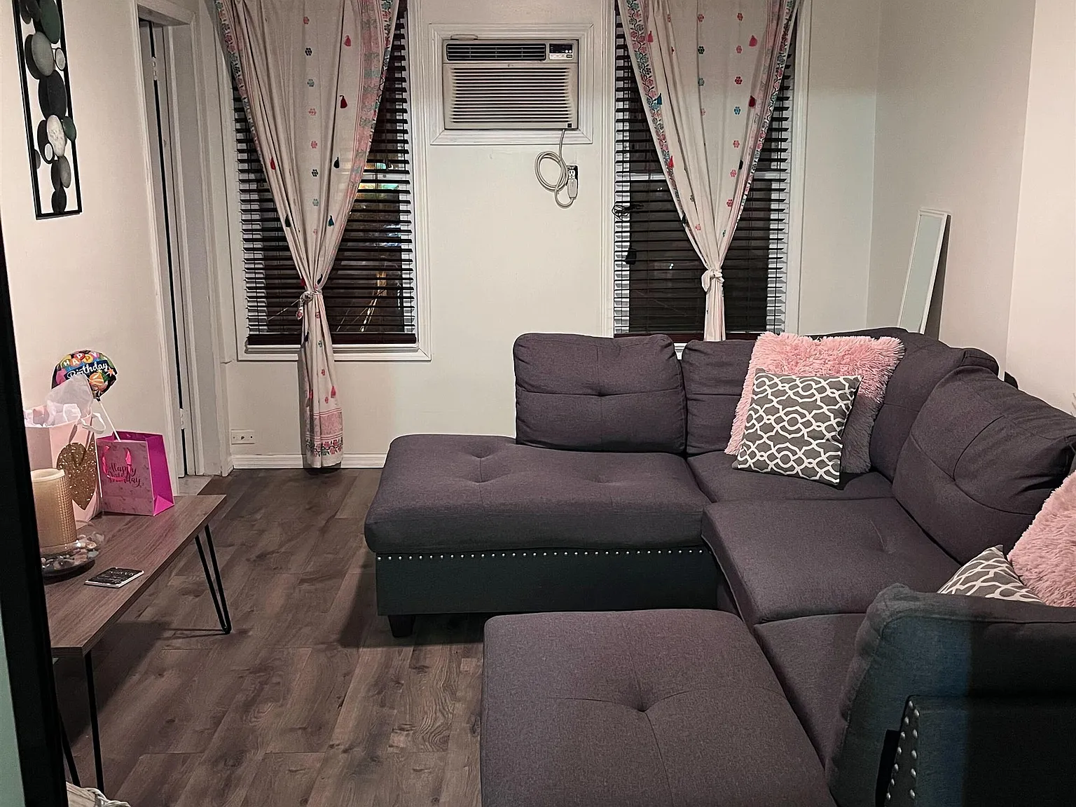 1 bed, 1.0 bath, $2,900 — Photo 2