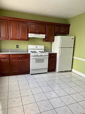 Rented by LDMI Realty Group LLC | media 2