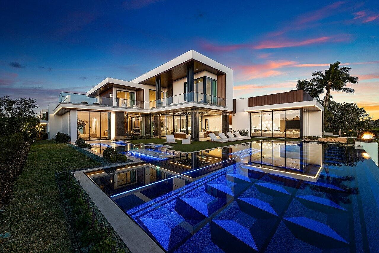 126 Spinnaker Lane Lane