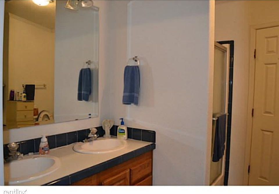 2nd image of 65 Hunter Ln