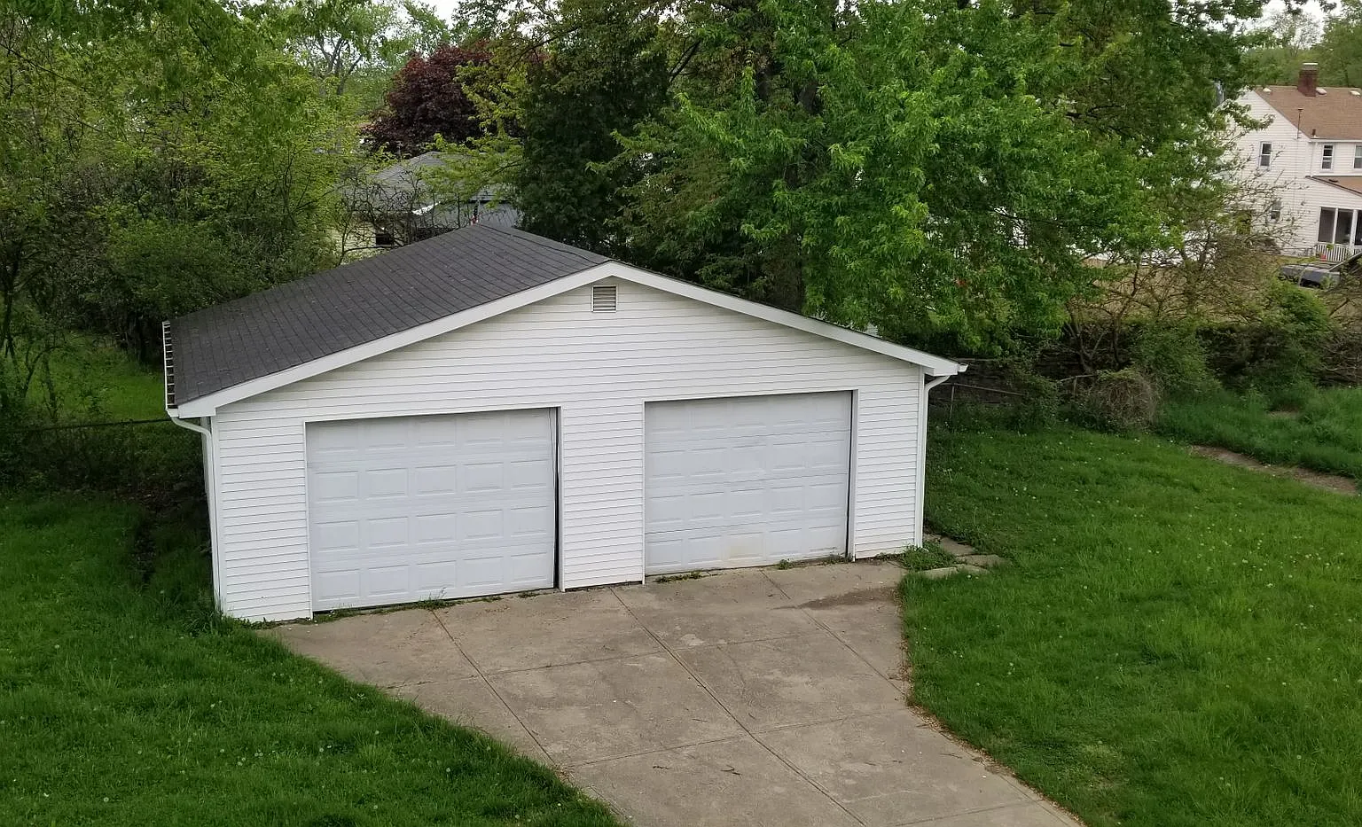 12000 Bennington Ave. — Photo 3