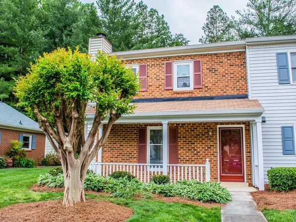 321 Oak Arbor Ln, Winston Salem, NC 27104
