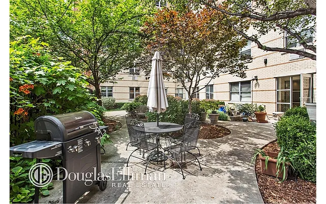 Sold by Douglas Elliman | media 22