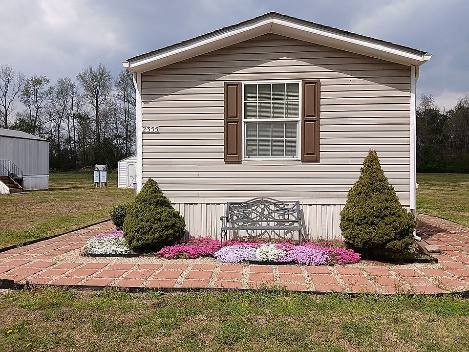 1st image of 2355 Elmwood Dr