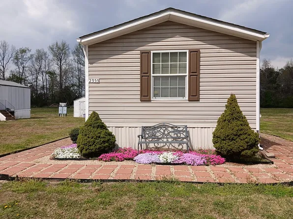 2355 Elmwood Dr, Franklin, VA 23851