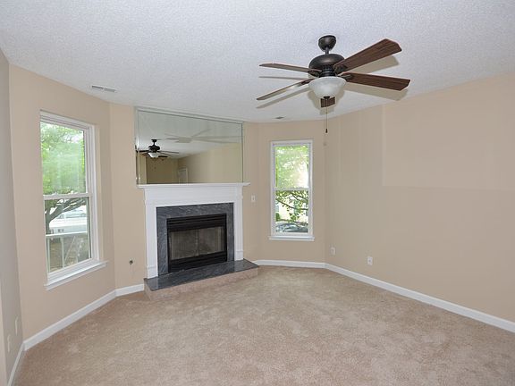 5th image of 2305 Beach Haven Dr APT 204