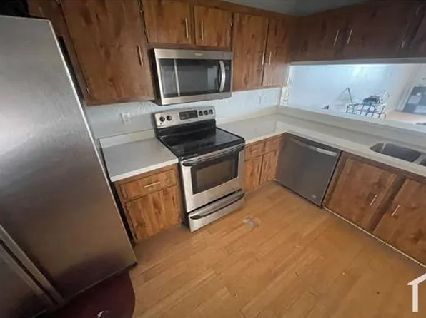 8040 Hampton Blvd, North Lauderdale, FL 33068