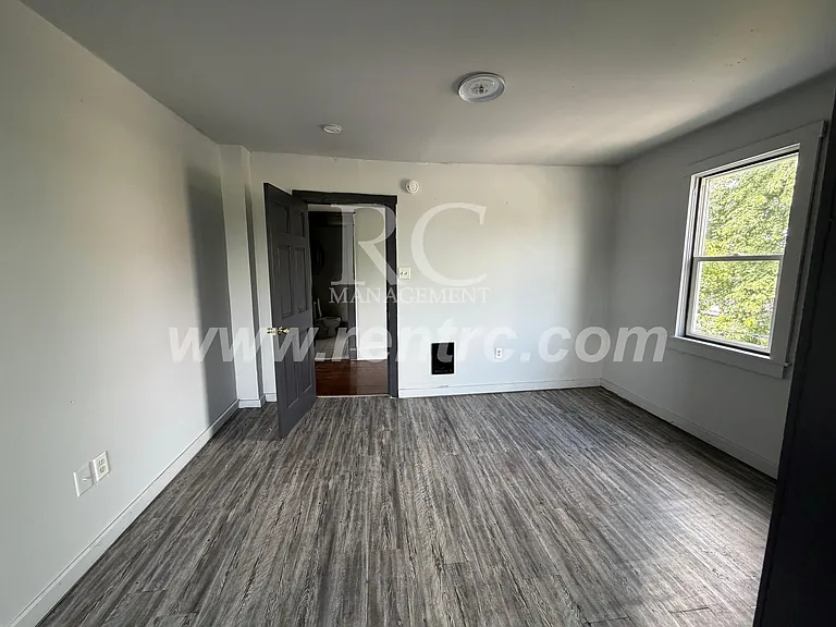 503 Franklin St — Photo 5