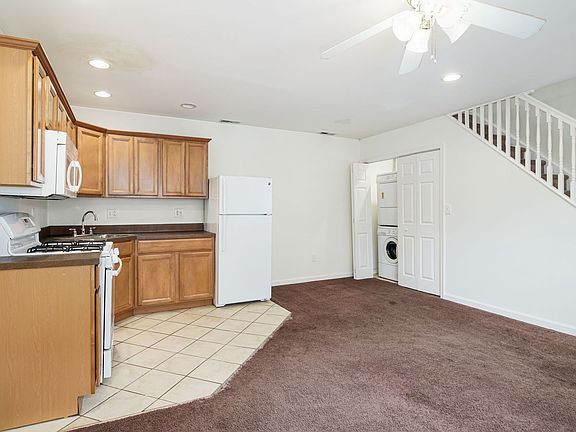 3rd image of 3619 Helen St #A