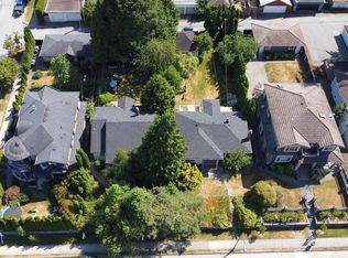 4111 Ash St, Vancouver, BC V5Z4R5