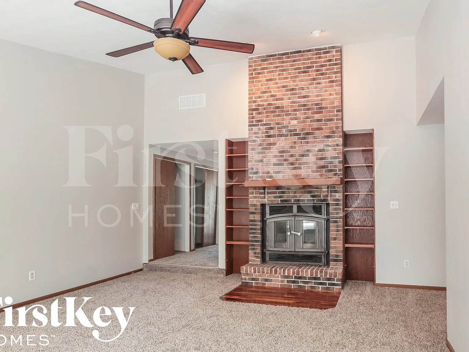 3 bed, 2.0 bath, 1863 sqft, $2,230 — Photo 4