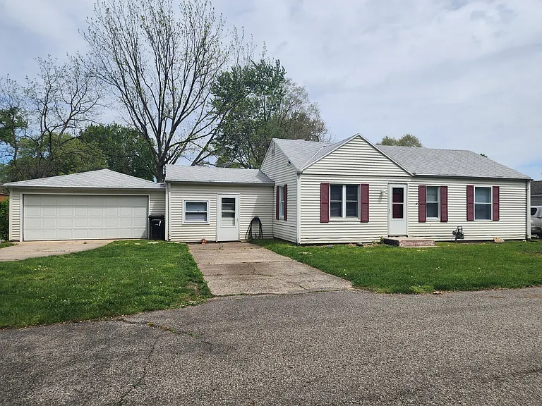 11955 Price St — Photo 1