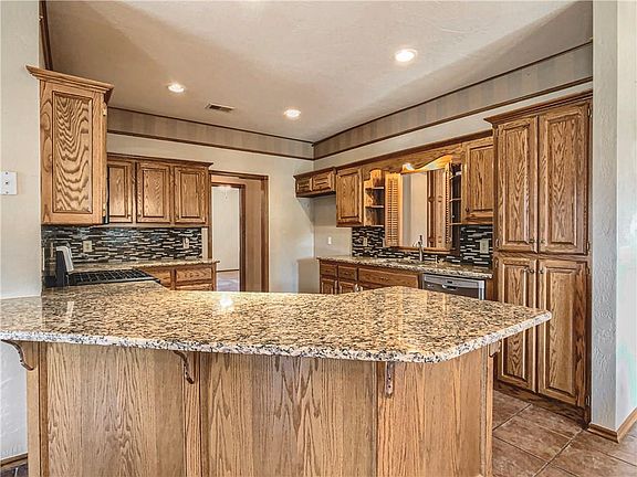 2nd image of 5700 Quail Ridge Rd