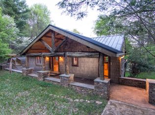 299 Jensen Dr, Blowing Rock, NC 28605