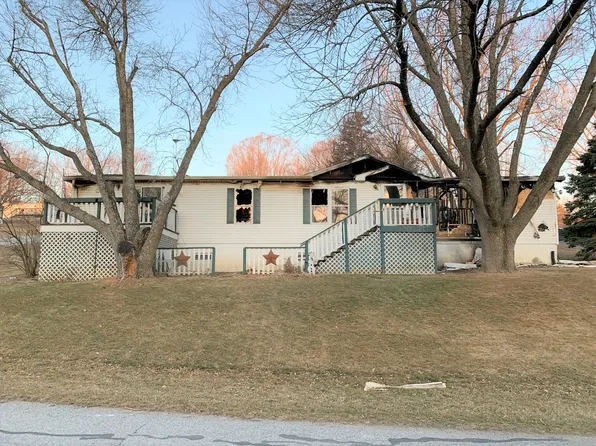 2706 Byron Rd, Plattsmouth, NE 68048