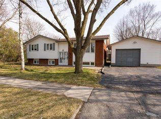 69 Austin Dr, Waterloo, ON N2L3Y5
