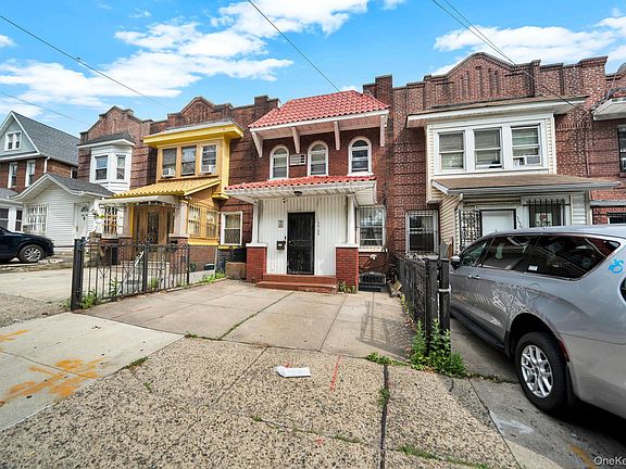 2nd image of 15920 Highland Avenue