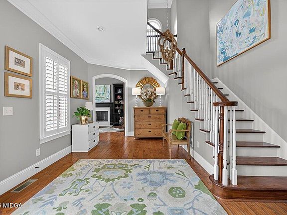 5th image of 106 Lagrange Pl