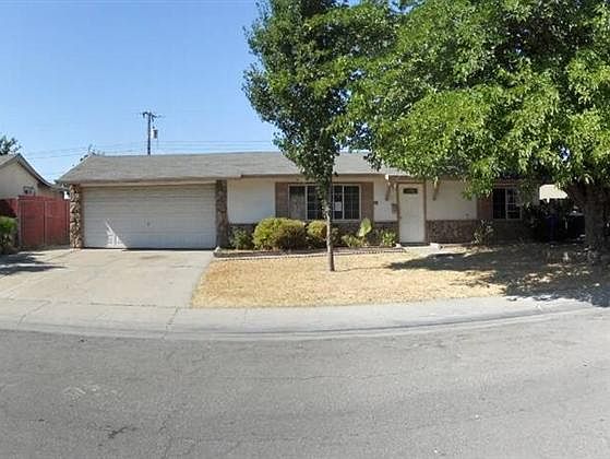 1st image of 387 Berthoud St
