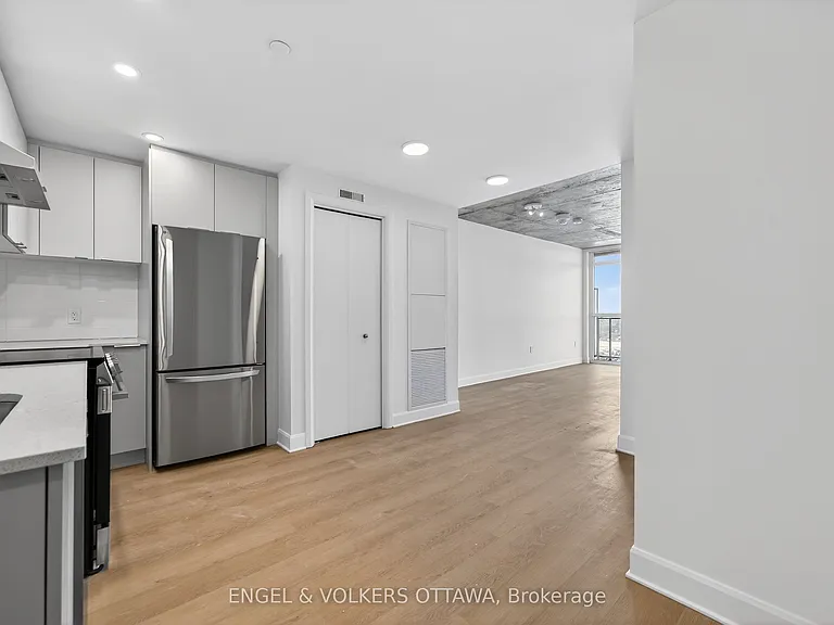 1370 Carling Ave #1203 — Photo 2