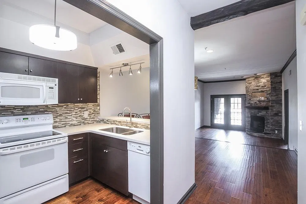 2 bed, 1138 sqft, $1,850 — Photo 1