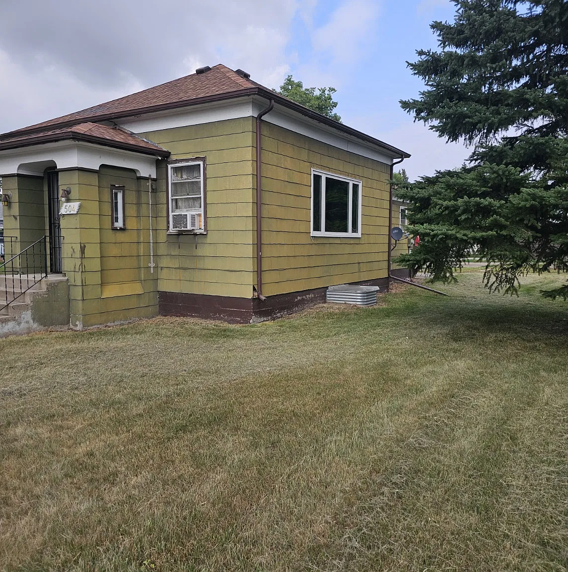 504 Western Avenue - 1 — Photo 1