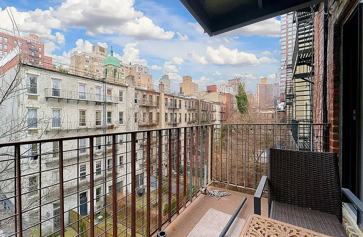 Building Photo - 432 E 88th St #502