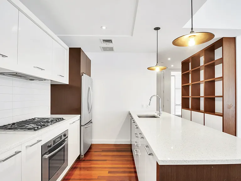 125 N 10th St #S3D — Photo 3