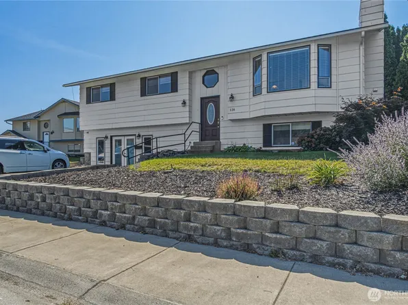 624 Sheri Court, East Wenatchee, WA 98802