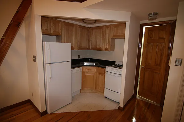 Rented by Guidance Realty Corp. | media 20