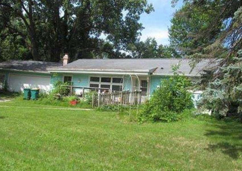 2nd image of 2913 Felton Ct SW