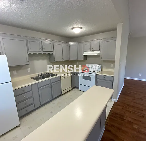 642 Gibson Rd — Photo 3