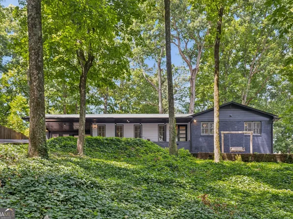 6878 Brandon Mill Rd, Sandy Springs, GA 30328