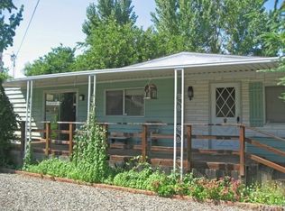 8911 Quarterhorse Ln, Lower Lake, CA 95457