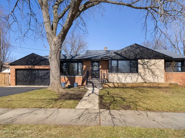 1390 S 5th Ave, Des Plaines, IL 60018