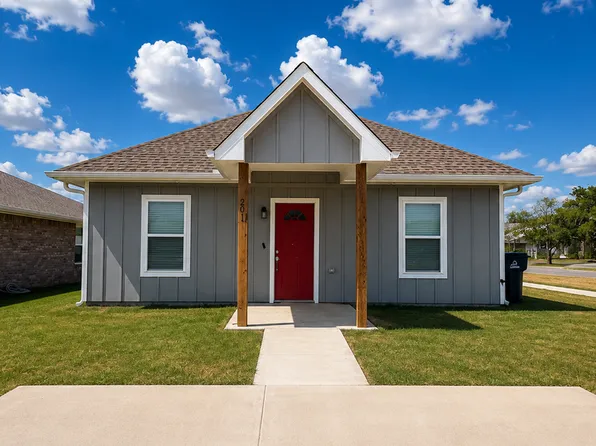 201 SW 17th St, Lawton, OK 73501